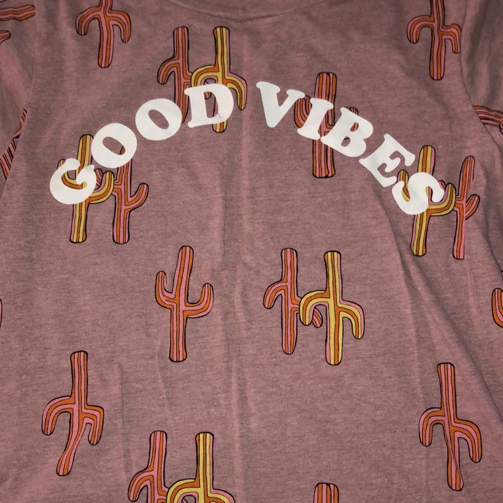 good vibes cactus tee